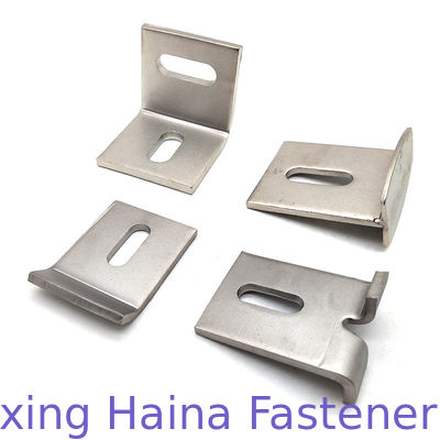 Toit en aluminium de soufflage de sable L pieds pour le système de support de panneau solaire